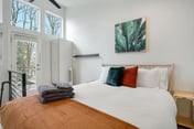 Perch - Pigeon Point Hideaway: Beautiful West Seattle 2BR Home