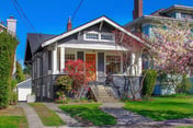 Perch - Explore the heart of Queen Anne! A serene home just a short stroll from a lively district!