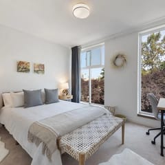 Perch - Chic retreat near Seattle's heart. Enjoy skyline views, and easy city access.