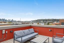 Perch - View on Franklin: Cozy 3 BR | Lake & Needle View | Fireworks - Image 4