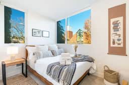 Perch - The Ashworth 67: Chic 3 BR North Queen Ann Retreat with Parking - Image 4