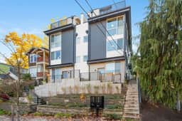 Perch - The Ashworth 67: Chic 3 BR North Queen Ann Retreat with Parking - Image 5