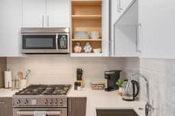 Perch - Winslow Place: Walkers Paradise! NEW & Modern, Pet Friendly w/ AC - Image 2