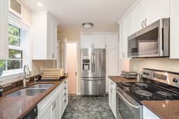 Perch - Wedgwood Haven: Spacious | Office | Family-Friendly - Image 3