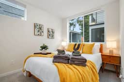 Perch - Ballard Bliss: Great Ballard location! Spacious 3BR w/Parking - Image 4