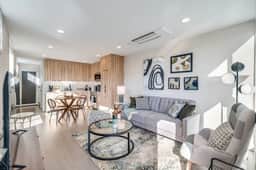Perch - Dayton Dream: Cozy and Modern Home | Parking and City View - Image 2