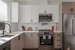 Perch - 3BR Charming Seattle Retreat w/Parking | Near Downtown - Image 2