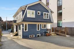 Perch - Vintage Seattle Gem: Spacious, Stylish, Parking - Image 5