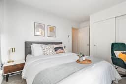 Perch - Centro Guesthouse E: Cozy Townhome w/ Parking, Deck & Pet Friendly - Image 4