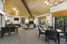 Perch - Garden Villa Retreat, DT Bellevue 2BR Free Parking - Image 5