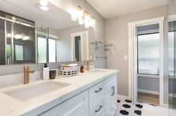 Perch - The Farmhouse: Walk to Lake Union! 3BR/3BA with Parking - Image 5
