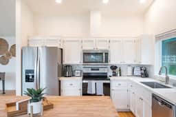 Perch - Seascape Summit: Oceanview 3BR/3BA, dog friendly, Quiet & Private! - Image 3