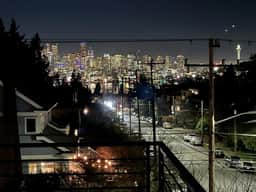 Perch - Wallingford Comfort: Cozy & Bright 2BR | Parking | Remote Work - Image 2