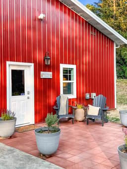 Perch - Baker's Acres: Tranquil Studio on View Property - Image 4