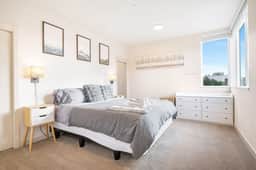 Downtown Fremont: Cali King Bed, Rooftop, Office - Image 3