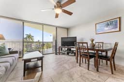Perch - Ocean View 1BR Suite | Large Lanai | Maui Sunset - Image 4