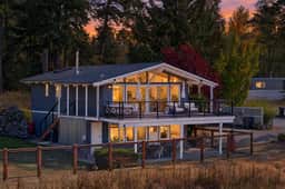 Perch - Stunning Sound Views | Cozy Whidbey Island Getaway - Image 2