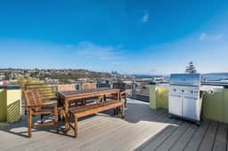 Perch - Modern Seattle View Home w/ Rooftop Deck & Parking - Image 5
