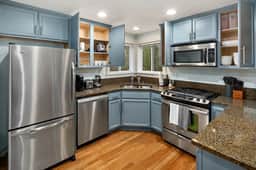 Perch - Aurora Abode: Walk to Space Needle | Pet & Family | Parking - Image 2