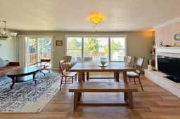 Perch - LFP View Home: Cozy 4BR Home, Lake Washington View Deck, Backyard - Image 5