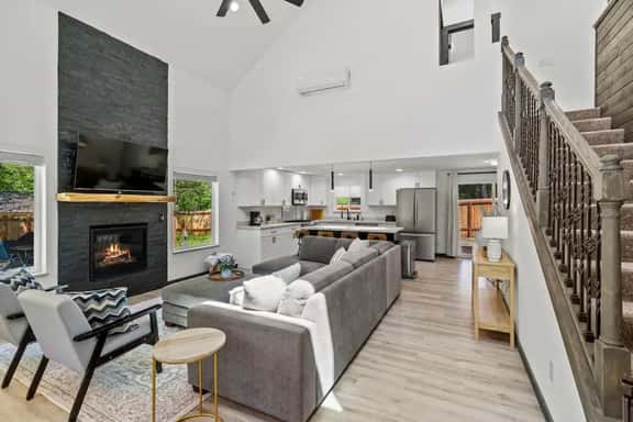 Perch - Forest Haven Hideaway – Hot Tub, Fire Pit & Adventure Near Mt. Rainier! - Image 1