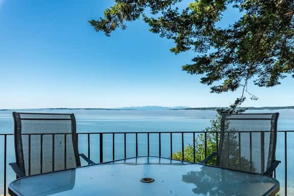 Perch - Breezy Point Hideout: Waterfront w/ Beach, Kayak, Paddle - Image 1