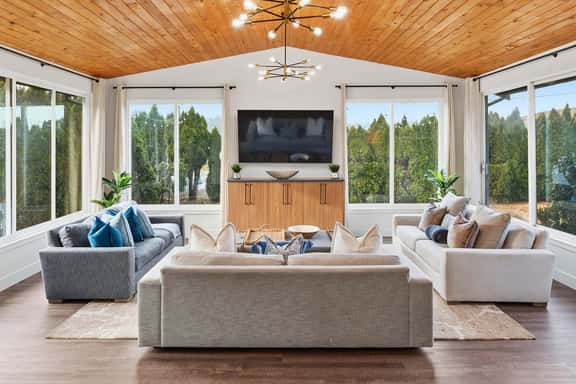 Perch - The Woodinville Wine Escape | Firepit + 4BR - Image 1
