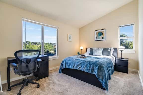 Perch - Walk to Lake Union! Spacious 3BR/3.5BA w/ Garage - Image 1