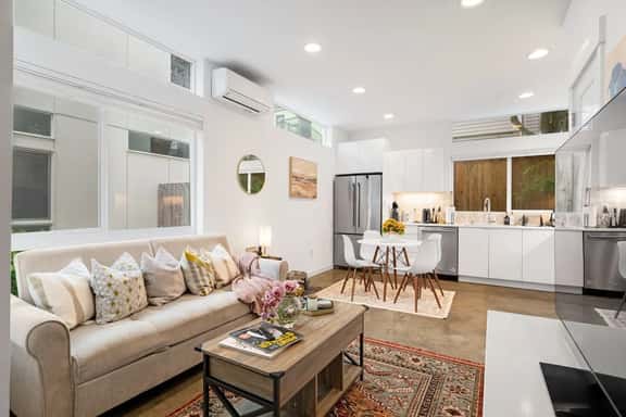 Perch - Capitol Luxe F | Prime Location in Cap Hill | Walk Score 96 - Image 1