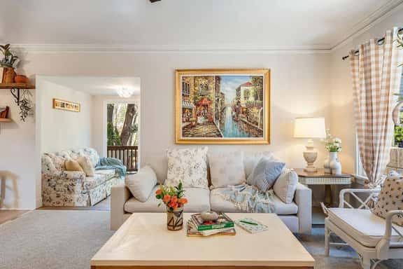 Perch - Brygger Cottage: Magnolia rambler & pet-friendly - Image 1