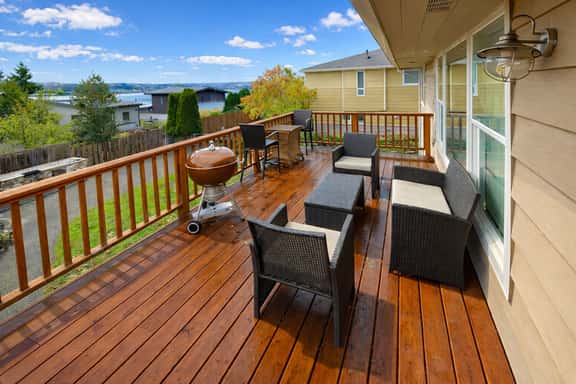 Perch - LFP View Home: Cozy 4BR Home, Lake Washington View Deck, Backyard - Image 1