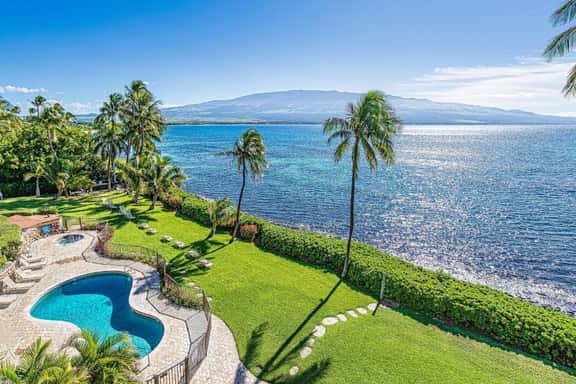 Perch - Maalaea Banyan: Oceanfront 1BR | 20 Steps To Beach - Image 1