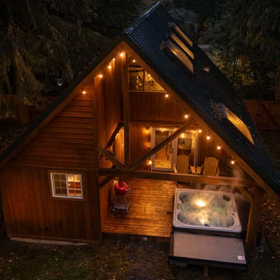 Perch - Juniper Cabin: Cozy A-Frame cabin w/ hot tub - Image 1