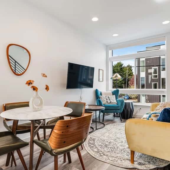 Perch - Woodland Suite: Chic Townhome Steps from Woodland Zoo w/ Parking - Image 1