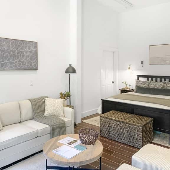 Perch - Baker's Acres: Tranquil Studio on View Property - Image 1