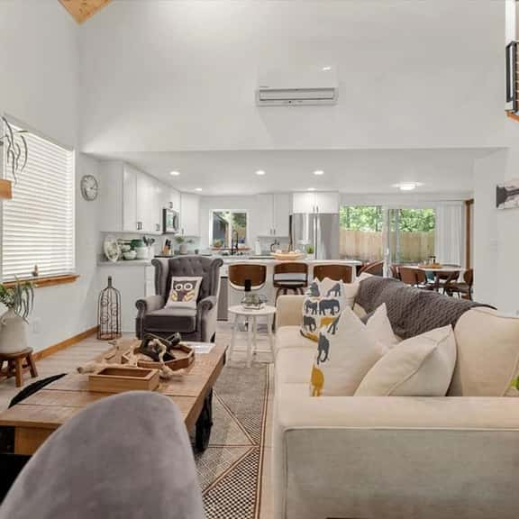 Perch - Cozy Forest Haven Cabin w/ Private Hot Tub - Image 1
