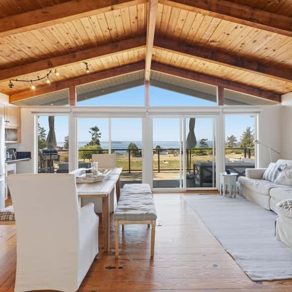 Perch - Stunning Sound Views | Cozy Whidbey Island Getaway - Image 1