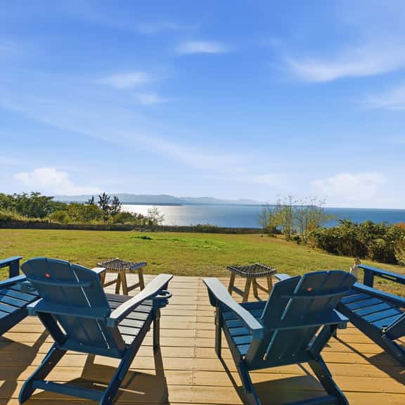 Perch - 2BR Waterfront Bluff | Sunset Views | Free Parking - Image 1