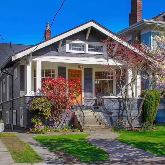 Perch - Explore the heart of Queen Anne! A serene home just a short stroll from a lively district! - Image 1