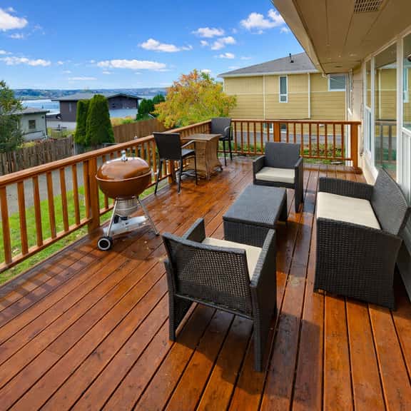 Perch - LFP View Home: Cozy 4BR Home, Lake Washington View Deck, Backyard - Image 1