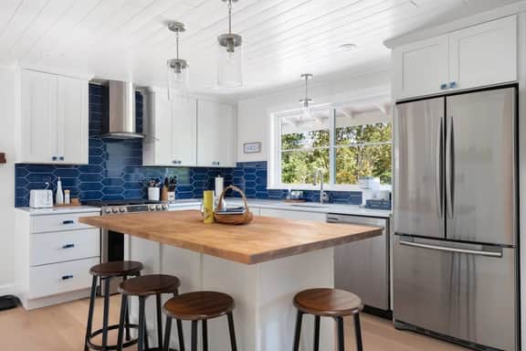 Perch - Greenbank Cottage: quiet & view, relaxing outdoor oasis - Image 4