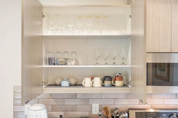 Perch - Roosevelt Retreat: Chic 2-Bed Townhome with Parking and Patio - Image 5