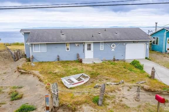 Perch - West Beach Point: Panoramic view home w/Hot Tub! - Image 3