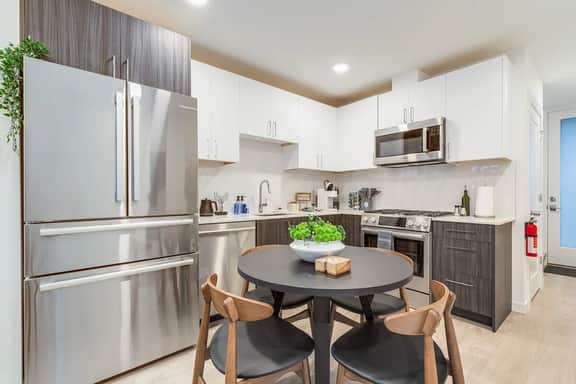 Perch - Howell Haven 33: Urban Haven in Historic Capitol Hill - Image 4