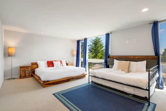 Perch - Indo Haven: Home w/rooftop view of the water/city/Mt.Rainier - Image 5