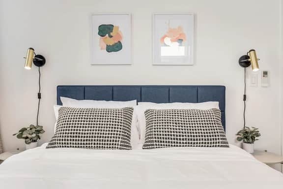 Perch - Centro Guesthouse E: Cozy Townhome w/ Parking, Deck & Pet Friendly - Image 3