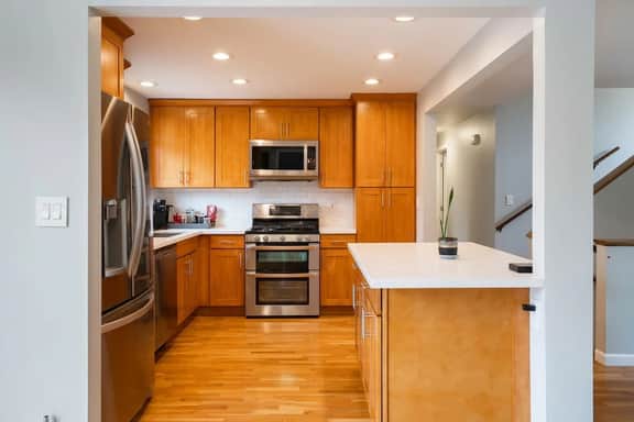 Perch - Gathering Spot: Spacious 5BR home in Shoreline - Image 4