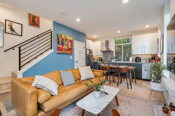 Perch - Belmont Boutique 4: Spacious Townhome w/Rooftop - Image 5