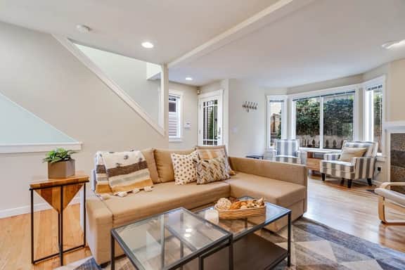 Perch - Walk to Lake Union! Spacious 3BR/3.5BA w/ Garage - Image 5