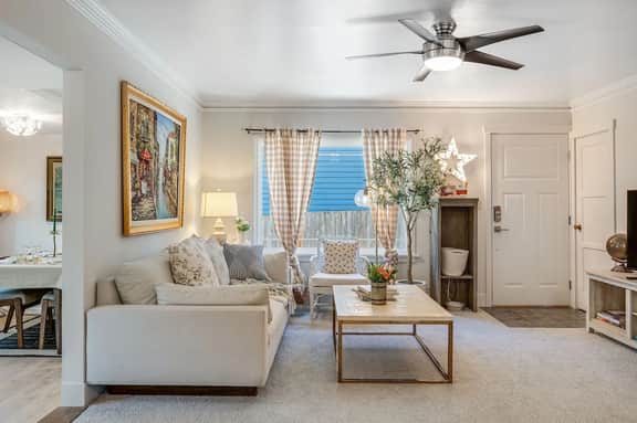 Perch - Brygger Cottage: Magnolia rambler & pet-friendly - Image 3